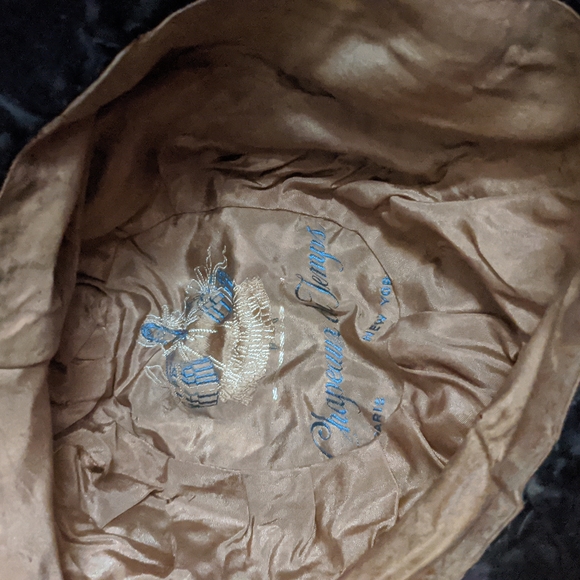 1920s Antique Velvet and Silk Embroidered Cloche, Hat - Picture 5 of 8